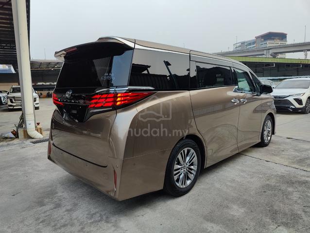 2K MILEAGE 2025 Toyota ALPHARD 2.5 Z SIDE STEP - 2
