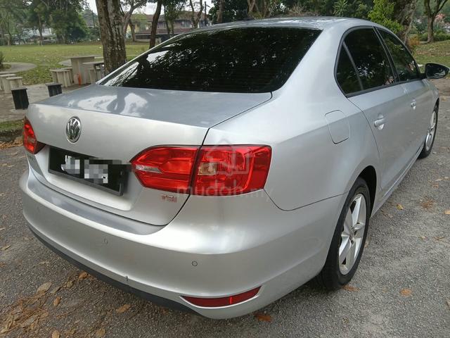 2015 Volkswagen JETTA 1.4 TSI (CKD) (A) - 2