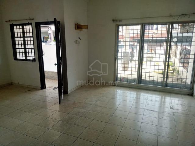 Bandar Puteri Klang Double Storey Terrace House For Rent 1