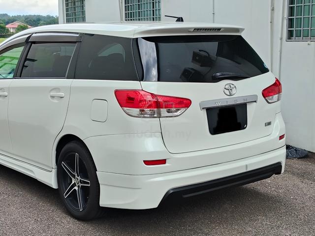 2011 Toyota WISH 1.8 (A) Good condition King - 4