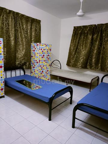 Sharing Room Perempuan PV3 near LRT Tmn Melati KL East Mall 1