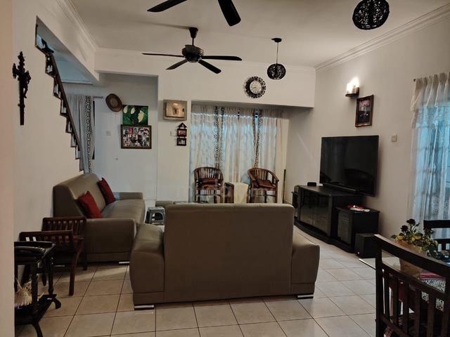 CORNER! 2 Storey house, PU 10, Taman Puchong Utama, Puchong [Freehold] 1