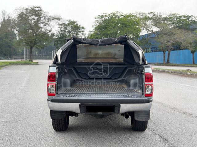 2014 Toyota HILUX 2.5 G - 5