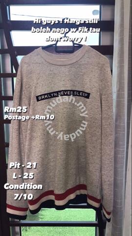 Padini Sweatshirt - Clothes for sale in 