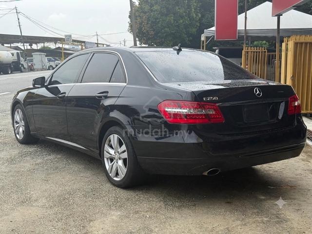 2012 Mercedes Benz E200 CGI BlueEFC (A) LOAN KEDAI - 2