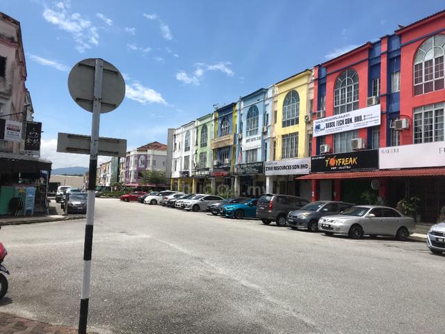 3 Storey Shop Lot Oakland Commerce Centre, Seremban 2 (Under Value) 4