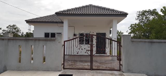 Single Storey Bungalow @ Taman Tasik Senangin. Lenggeng. Mantin 1