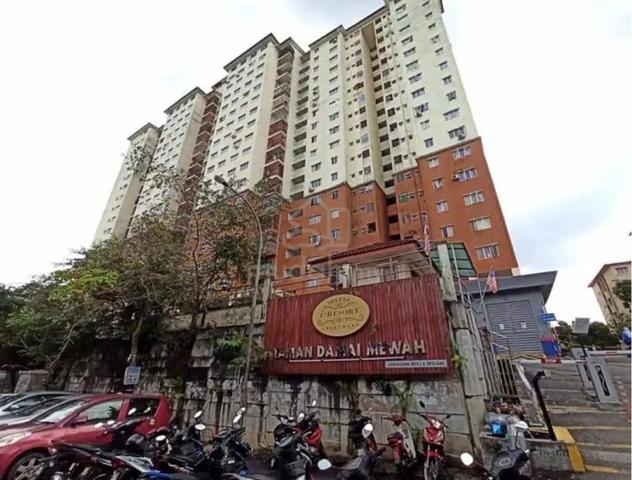 Selesa i-Resort Apartment (Pangsapuri Damai Mewah A) 1