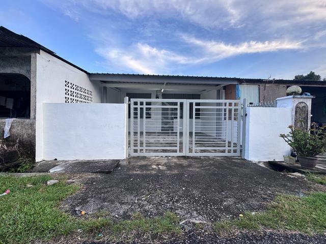 Rumah murah ulu tiram Jalan melor for sale 1
