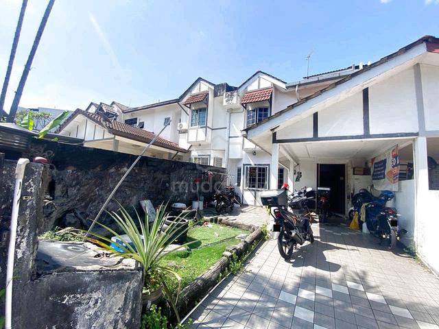 FACING PLAYGROUND Double Storey Seksyen 9 Shah Alamq 1