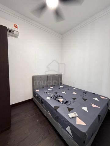 R&F Princess Cove Common Room Female Unit Only / Inclu Utility & WiFi 1