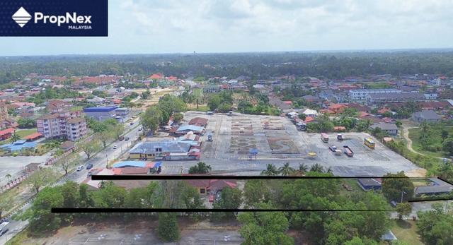 Tanah & Bangunan Komersil Padang Tembak , Pengkalan Chepa 1