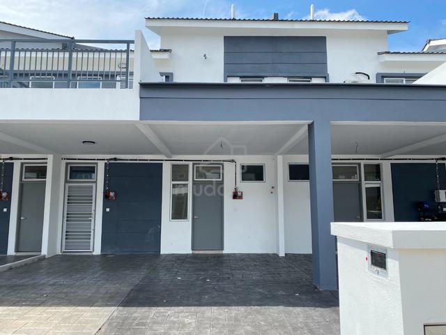 Simfoni Perdana Townhouse LBS @ Puncak Alam For Rent 1