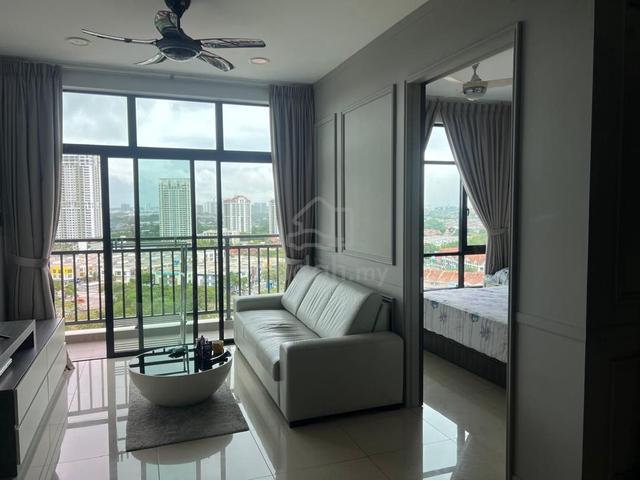 Molek Regency 1