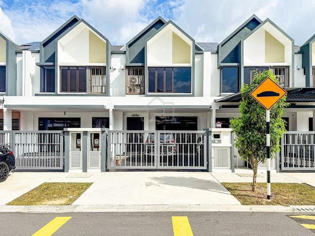 CHEAPEST ANIRA! Double Storey Terrace, Serenia City, Sepang 1