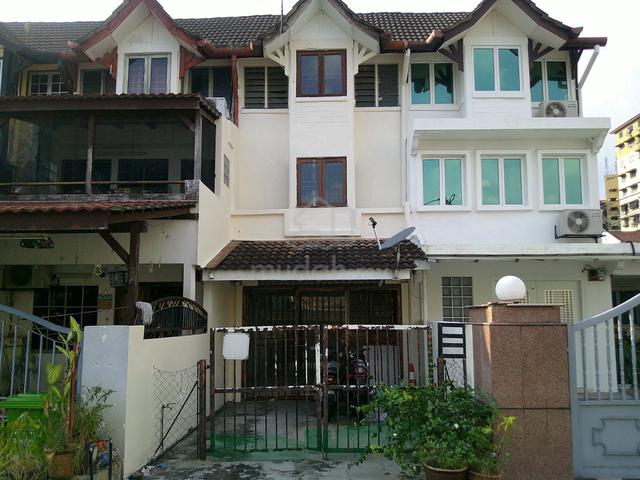 Sentul Dato Senu Three Storey Terrace House Sale 1