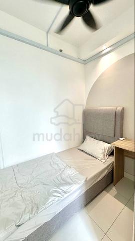 Single Room Rent At Edumetro Subang Jaya Segi Colege Sunway Mall LRT 1