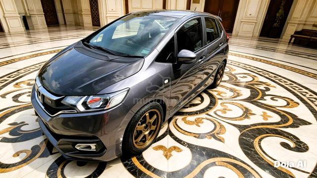 LOVELY HONDA JAZZ 1.5L S AUTO  one care owner - 2