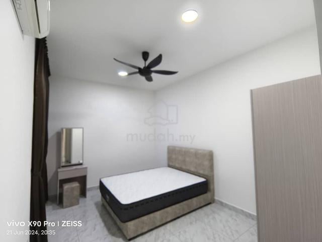 Cluster for rent, 35x80, partially furnished, facing north 1