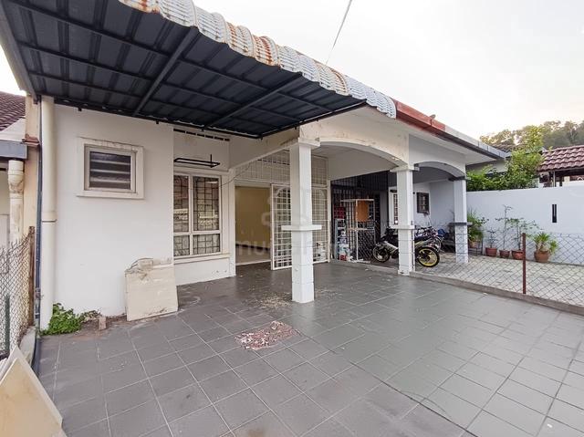 Single Storey Terrace LEP 7 Taman Lestari Putra, Seri Kembangan 1