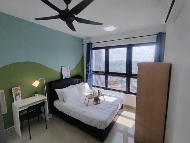  SEKSYEN 14-22 l AVALIABLE ROOM FOR RENT 1