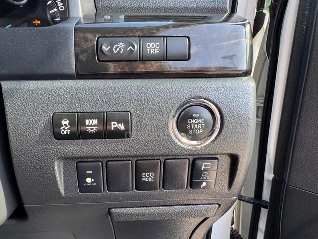 2013 Toyota VELLFIRE 2.4 Z G-EDITION PILOT SEAT - 4