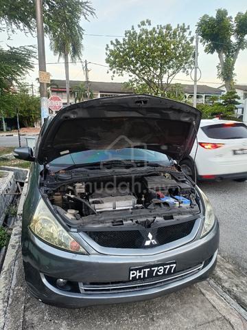 2009 Mitsubishi GRANDIS 2.4 FACELIFT (A) - 1