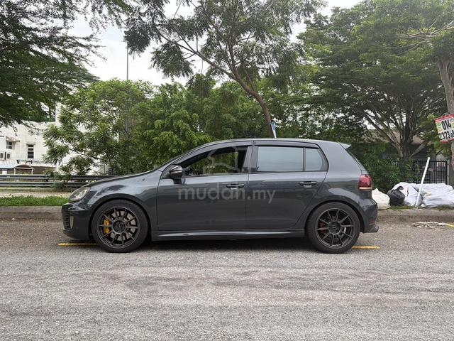 2012 Volkswagen GOLF 2.0 R (A) - 1