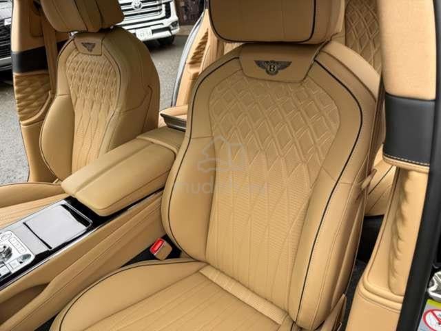 6000km 2023 Bentley FLYING SPUR 4.0 AZURE V8 (A) - 3