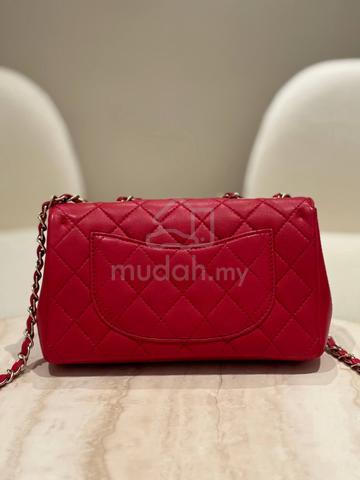 Chanel Mademoiselle Flap Bag in Lambskin - photo 4 of 4