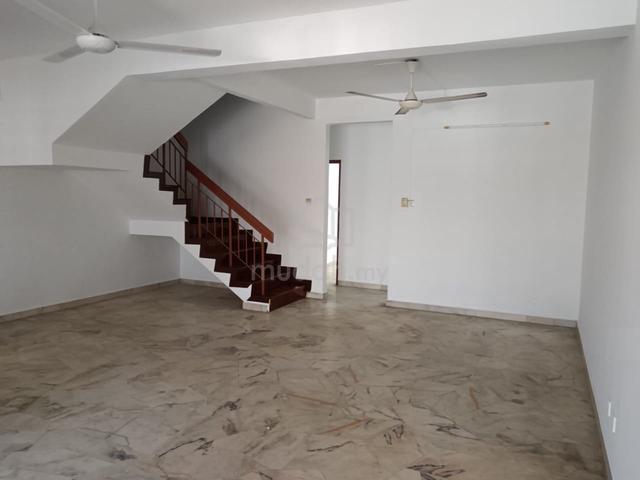 For RENT π Bandar Bukit Puchong (Next To LDP) 1