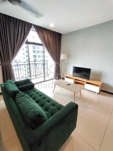 Molek Regency 1