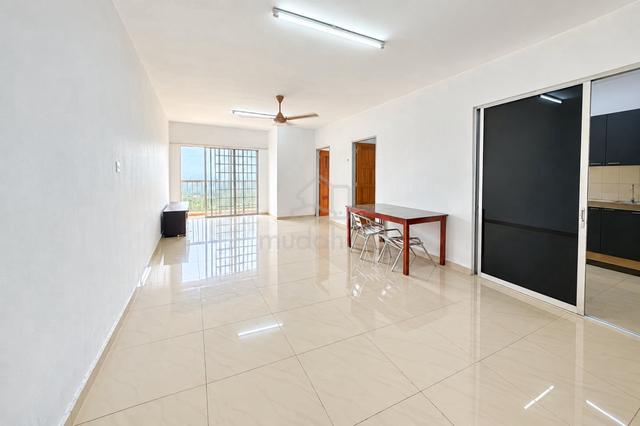 Lakeview Apartments 1