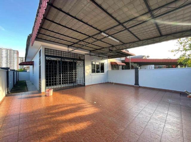 s2 Garden avenue single sty end lot with land 1
