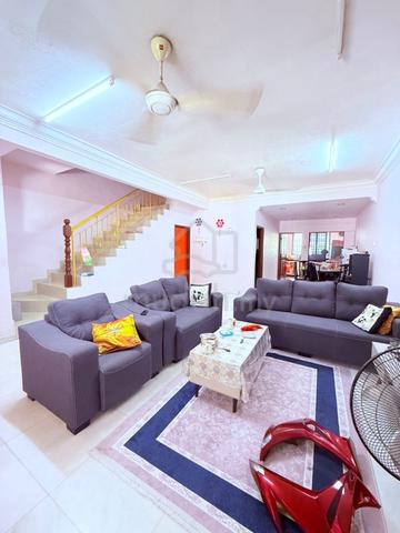 Full Loan Renovated Double Storey Terrace @ Nusa Indah, Iskandar Puter 1