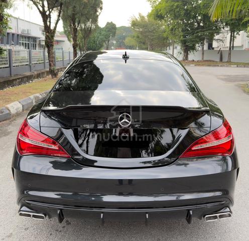 2017 Mercedes Benz CLA180 1.6 AMG (A) - 4