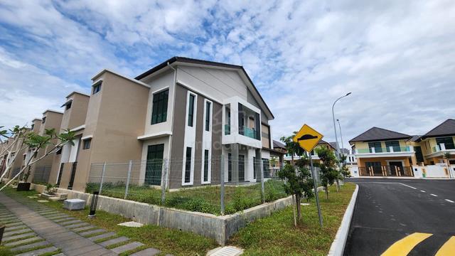 Melaka Tanjong Minyak Freehold Cluster House For Sale 1