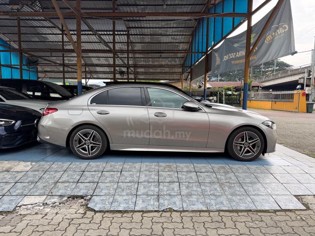 2022 Mercedes C200 AMG FREE SERVICE - 2