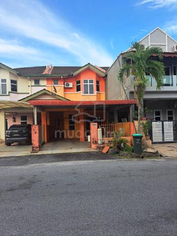 Teres 2 Tingkat | BANDAR LAGUNA MERBOK | GATED & GUARDED 1