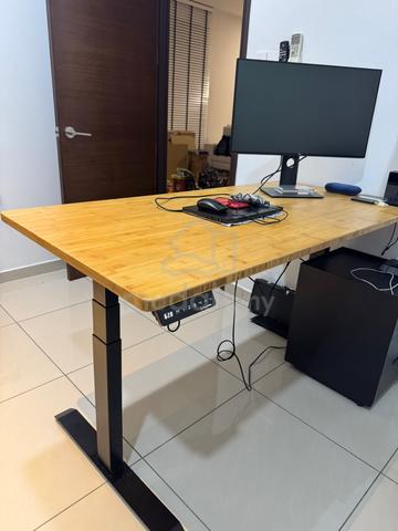 Height adjustable study table - photo 6 of 6