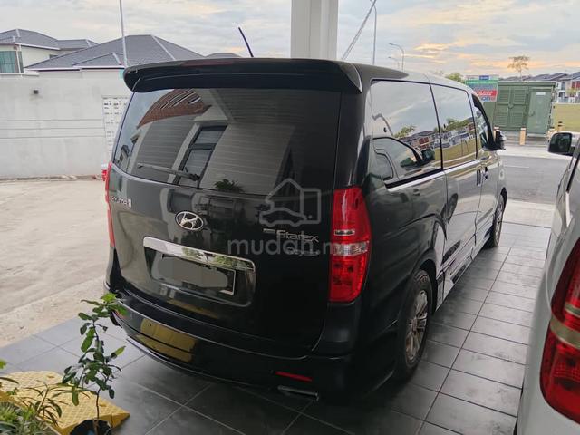 2016 Hyundai GRAND STAREX 2.5 ROYALE DELUXE (A) - 2