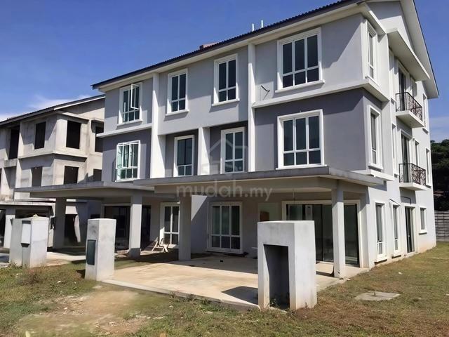 Brand New 3 Storey Semi Detached Bukit Dukung, Kajang For Sale 1