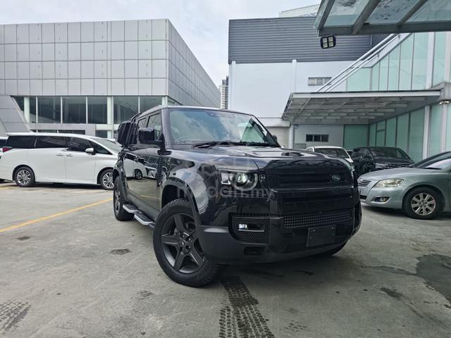 Meridian| 2021 LAND ROVER DEFENDER 110 SE P300 - 1