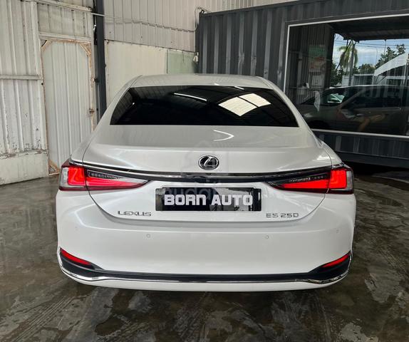 Lexus ES250 LUXURY (Local) Warranty till 2027 - 4