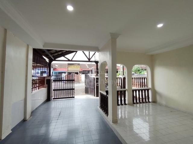 Single Storey Terrace House @ TAMAN UNIVERSITI, Skudai Johor 1