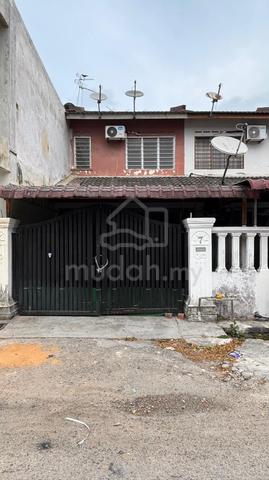 Taman kota Masai, Jalan Nenas 1