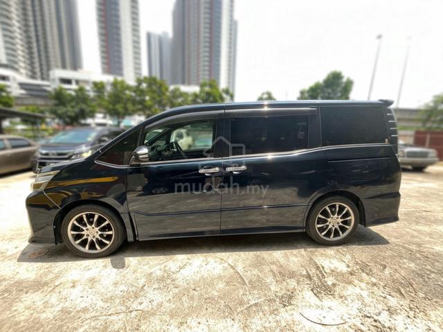 Toyota VOXY 2.0 7 SEATER 3 YEAR WARRANTY 3THN - 3