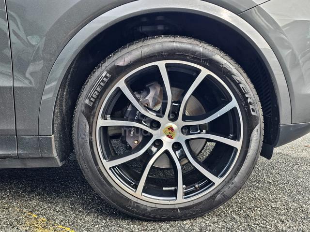 2022 Porsche CAYENNE 3.0 V6 COUPE (A) BASE SPEC - 4