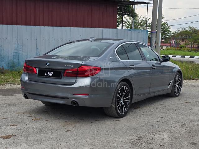 #OTR#Bmw 530e 2.0 SPORT (A)[2018/19] 3yrs Warranty - 3