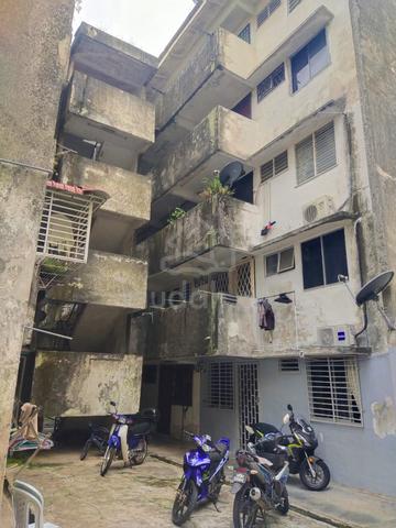 Flat Pandan Indah 1